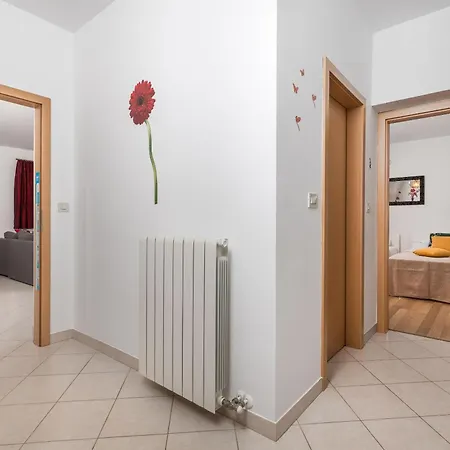 And Slavica Apartman