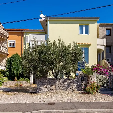 And Slavica Apartman Kraljevica