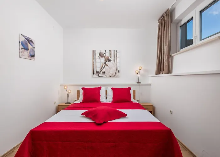 Apartman And Slavica Kraljevica