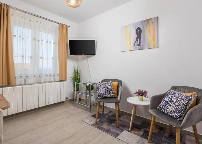 Apartman And Slavica Kraljevica
