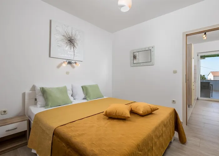 And Slavica Apartman *
