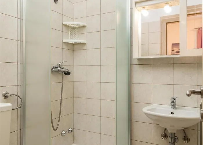 Apartman And Slavica *