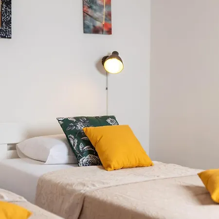 And Slavica Apartament *