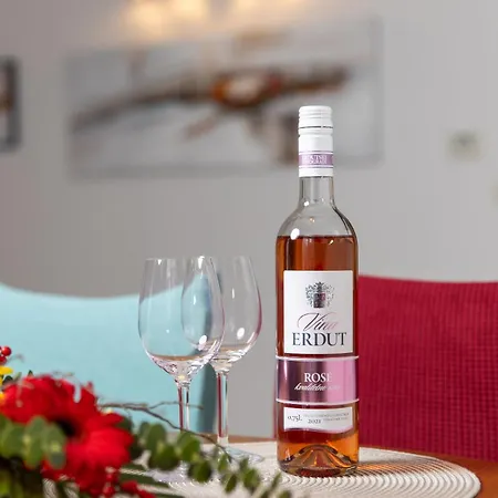 And Slavica 克拉列维察