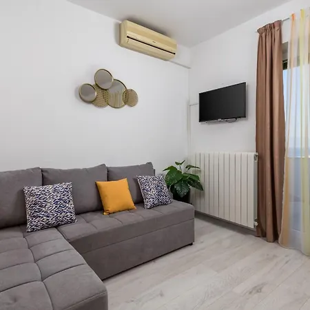 Apartament And Slavica Kraljevica